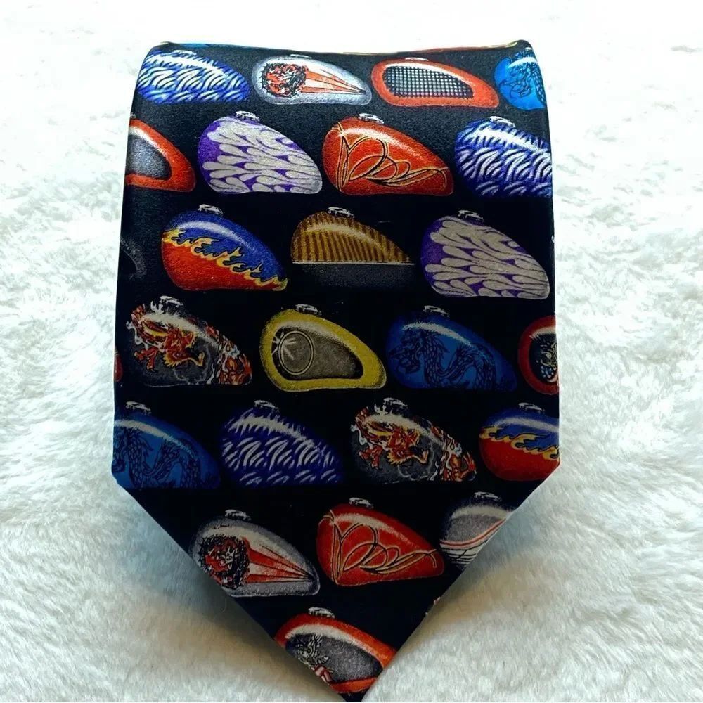 Museum Artifacts Retro Series Cycle Tanks Tie